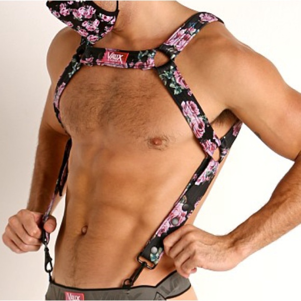 Vaux Floral Harness